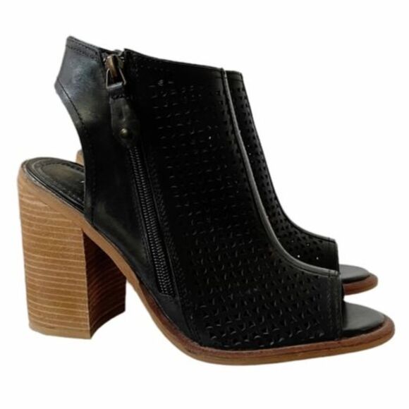 KDB Kelsi Dagger Bootie Mason Black Leather Perforated Block-Heel Sandal Size 7 - Picture 8 of 14